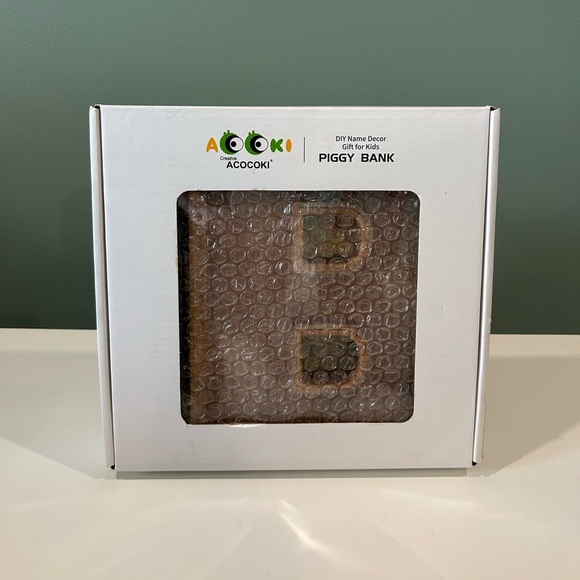 ✨BNWT - Wood Letter Piggy-Bank for Kids - Letter B✨ - Picture 5 of 5